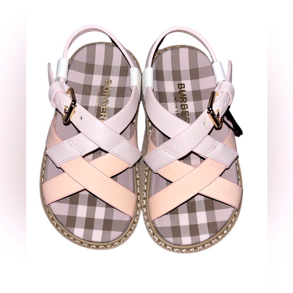 BABY GIRL BURBERRY SLIDES!🌸🌸